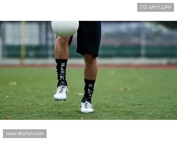 初三学生遇到绕杆踢足球技巧困难时如何系统提升个人训练方法策略